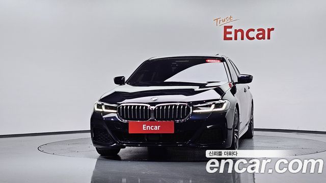BMW 5 Series (G30) 520i M Sport 2022 — фото 3