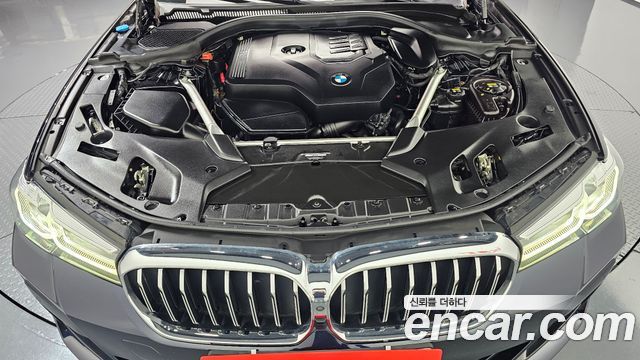 BMW 5 Series (G30) 520i M Sport 2022 — фото 6