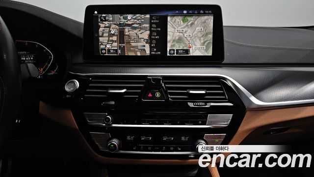 BMW 5 Series (G30) 520i M Sport 2022 — фото 13