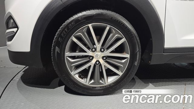 Hyundai Tucson Diesel 2.0 2WD Modern 2017 — фото 5