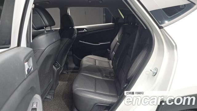 Hyundai Tucson Diesel 2.0 2WD Modern 2017 — фото 26