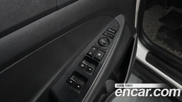 Hyundai Tucson Diesel 2.0 2WD Modern 2017 — фото 31