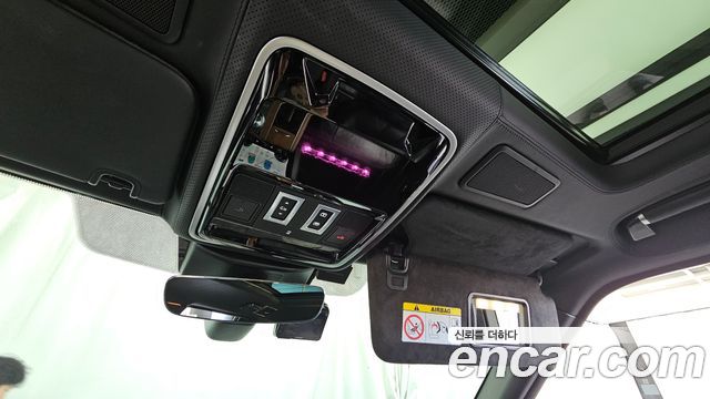 Land Rover Range Rover (IV) 4.4 SDV8 AB LWB DIESEL 2019 — фото 27