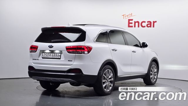 Kia Sorento Diesel 2.0 2WD Noblesse Special 2016 — фото 2