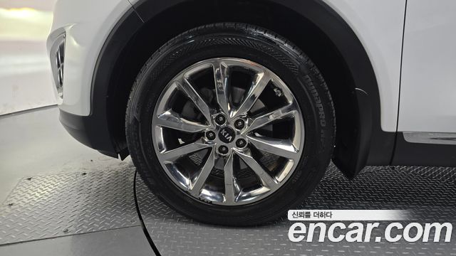 Kia Sorento Diesel 2.0 2WD Noblesse Special 2016 — фото 5