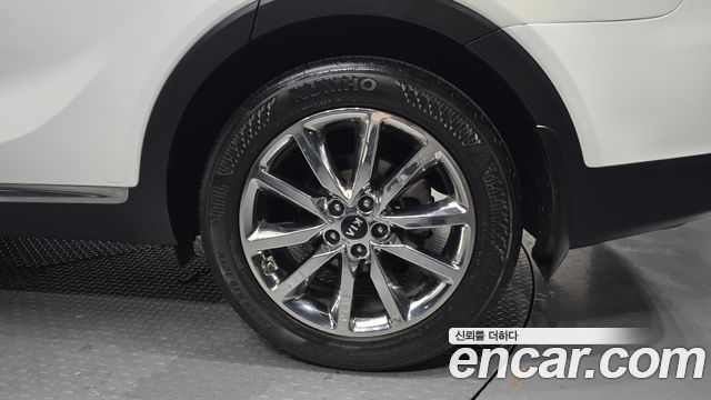 Kia Sorento Diesel 2.0 2WD Noblesse Special 2016 — фото 21