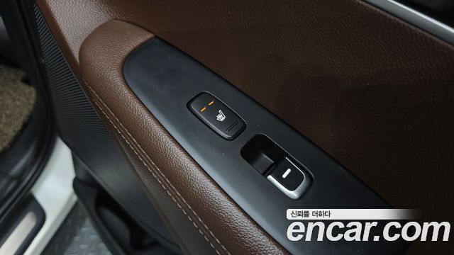 Kia Sorento Diesel 2.0 2WD Noblesse Special 2016 — фото 28