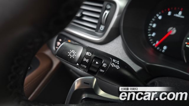 Kia Sorento Diesel 2.0 2WD Noblesse Special 2016 — фото 30