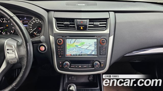 Nissan Altima 2.5 L33 2017 — фото 13