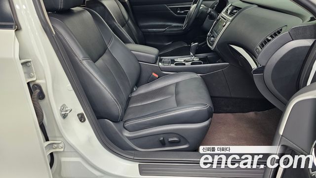 Nissan Altima 2.5 L33 2017 — фото 26