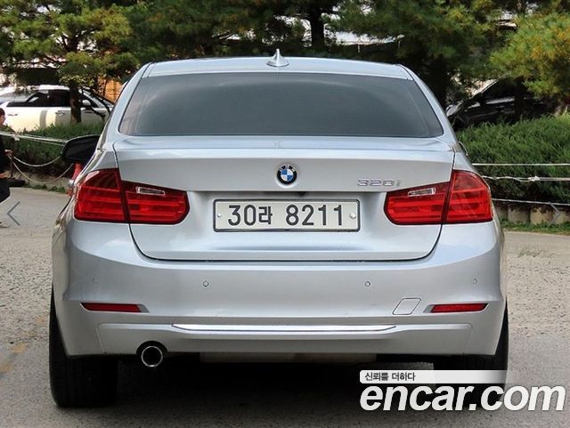 BMW 3 Series (F30) 320i 2014 — фото 4