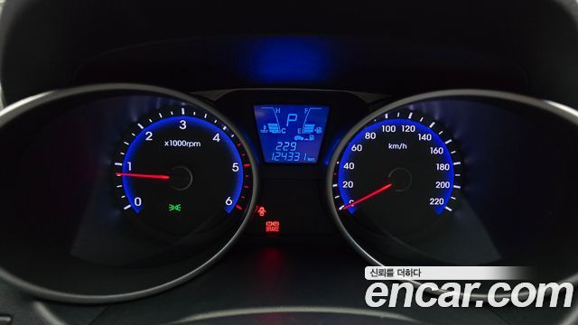Hyundai Tucson ix Diesel(e-VGT) 2WD Smart special 2014 — фото 8
