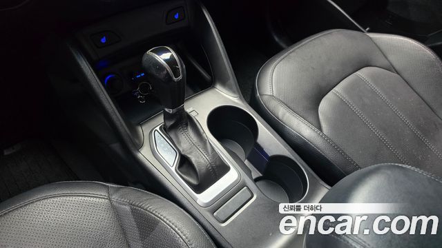 Hyundai Tucson ix Diesel(e-VGT) 2WD Smart special 2014 — фото 9