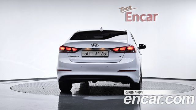 Hyundai Avante (AD) 1.6 GDI Value Plus 2018 — фото 4