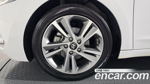 Hyundai Avante (AD) 1.6 GDI Value Plus 2018 — фото 5