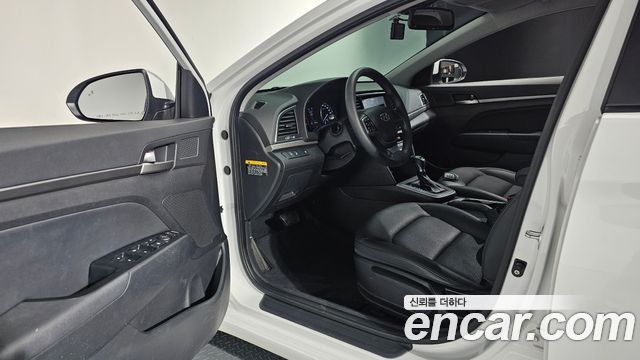 Hyundai Avante (AD) 1.6 GDI Value Plus 2018 — фото 10