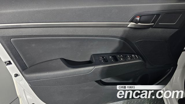 Hyundai Avante (AD) 1.6 GDI Value Plus 2018 — фото 24