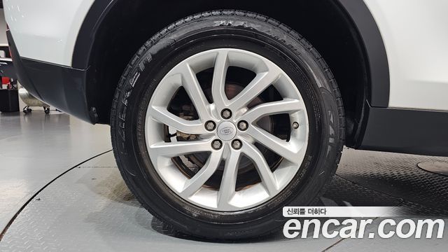 Land Rover Discovery Sport 2.0 TD4 SE (150PS) 2019 — фото 21