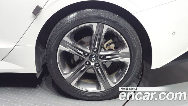 Kia K5 (III) 1.6 Turbo Signature 2020 — фото 21