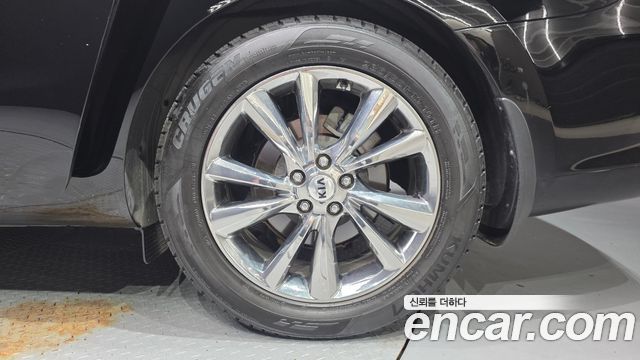 Kia Carnival 9-Seater Noblesse Special 2020 — фото 5