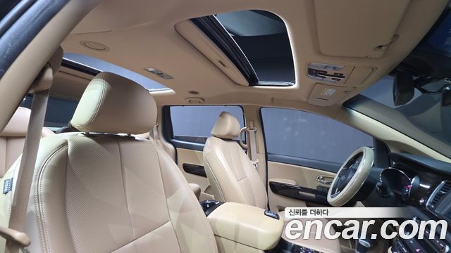 Kia Carnival 9-Seater Noblesse Special 2020 — фото 24