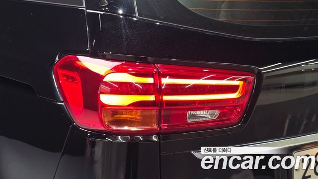 Kia Carnival 9-Seater Noblesse Special 2020 — фото 29