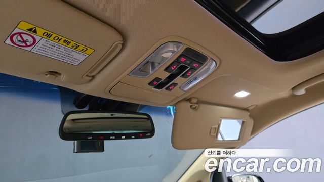 Kia Carnival 9-Seater Noblesse Special 2020 — фото 36
