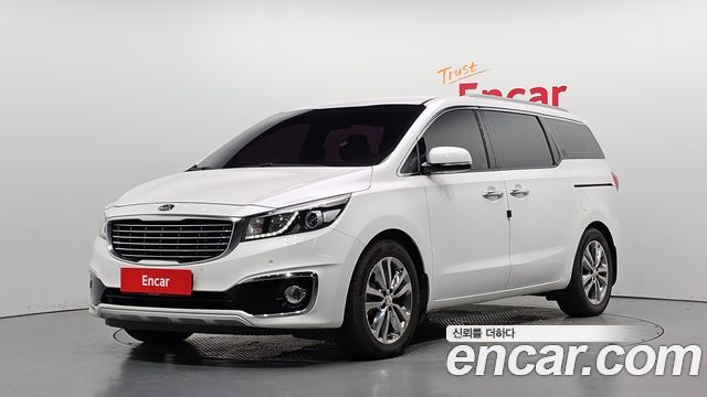 Kia Carnival 9-seater Prestige