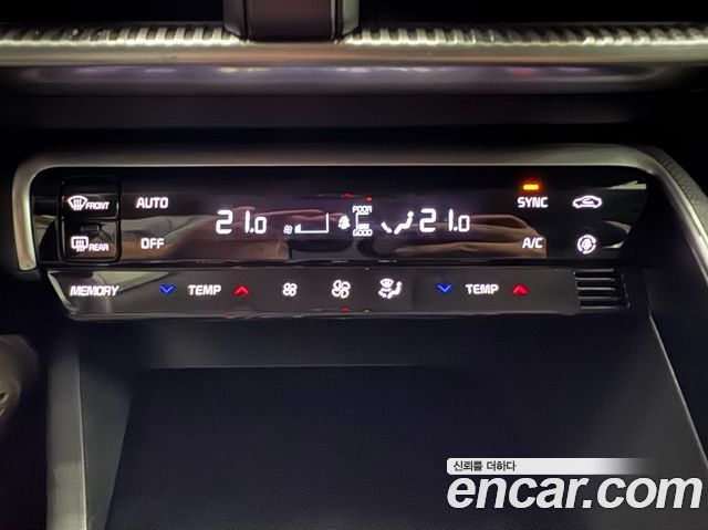 Kia K5 (III) 2.0 LPI Prestige 2020 — фото 22