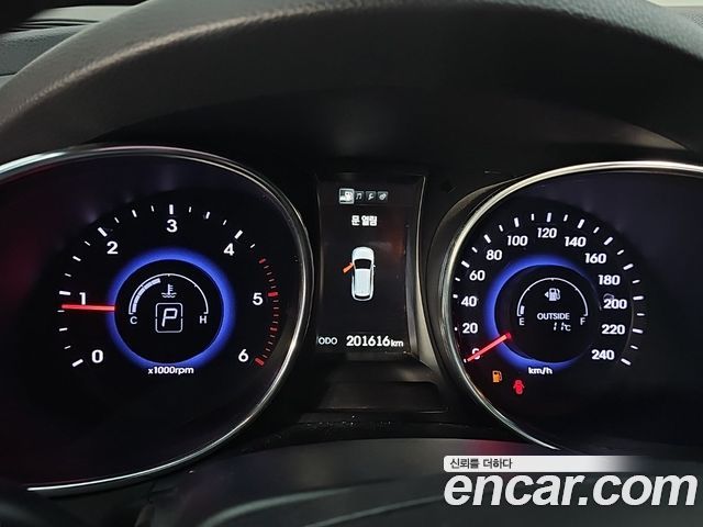 Hyundai Santa Fe (DM) Diesel(e-VGT) 2.0 2WD Exclusive 2015 — фото 7