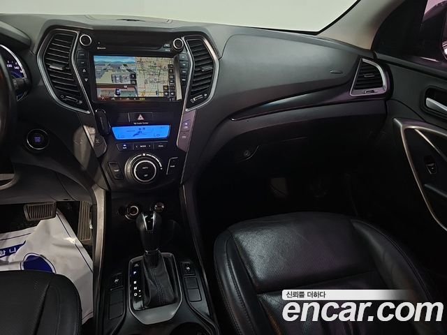 Hyundai Santa Fe (DM) Diesel(e-VGT) 2.0 2WD Exclusive 2015 — фото 10