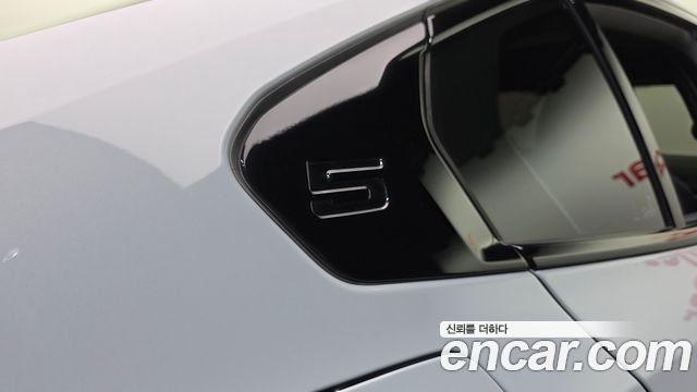 BMW 5 Series (G60) 520i M Sport 2024 — фото 39