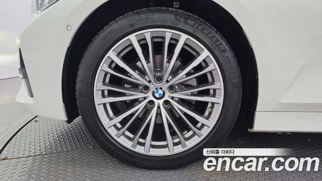 BMW 3 Series (G20) 320i Luxury 2022 — фото 5