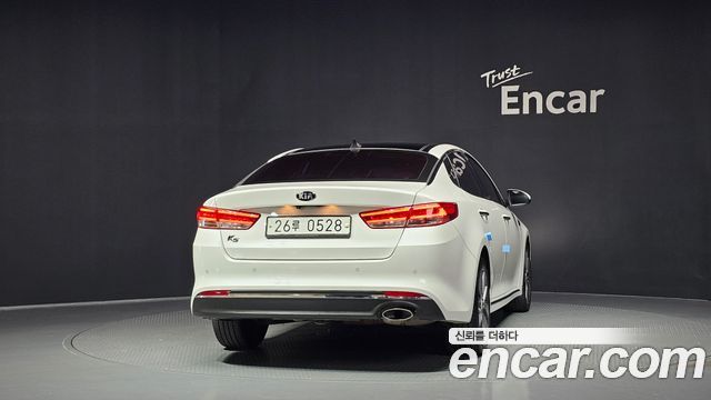 Kia K5 (II) 2.0 MX Prestige 2016 — фото 4