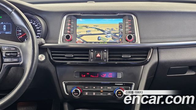 Kia K5 (II) 2.0 MX Prestige 2016 — фото 13
