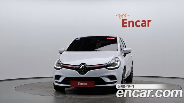 Renault Korea Clio Intens Panoramic 2019 — фото 3