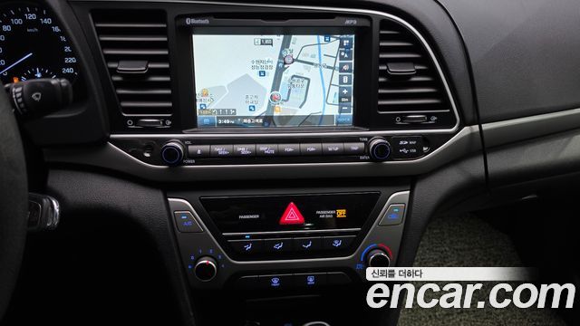 Hyundai Avante (AD) 1.6 GDI Style 2017 — фото 13
