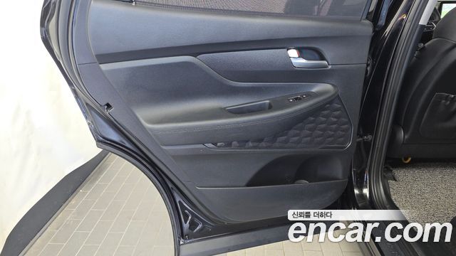 Hyundai Santa Fe HEV 1.6 2WD Prestige Choice 2023 — фото 25