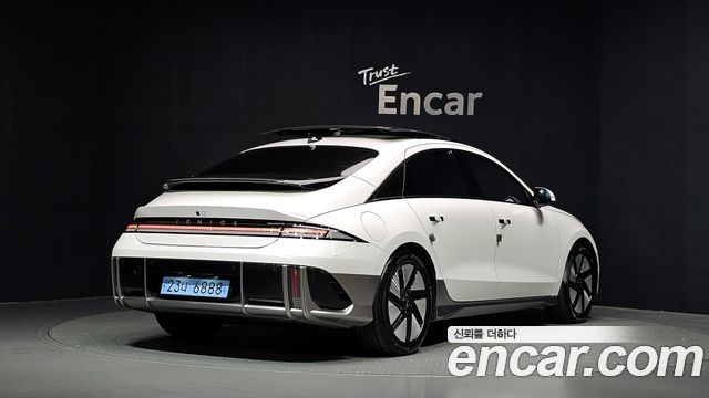 Hyundai Ioniq 6 Long Range Exclusive + 2023 — фото 2