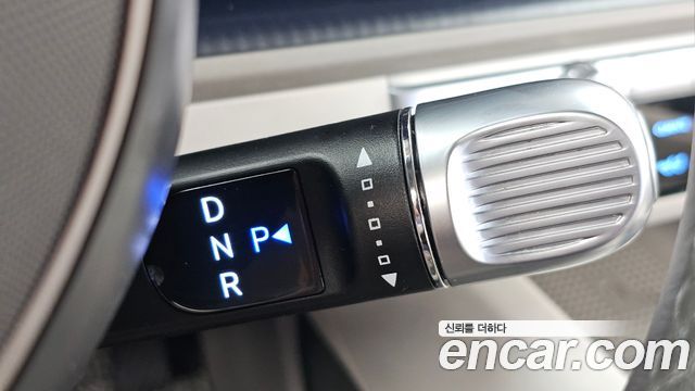 Hyundai Ioniq 6 Long Range Exclusive + 2023 — фото 9