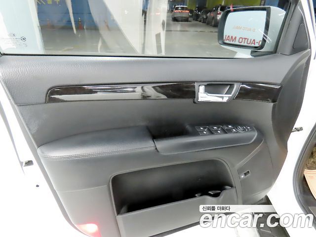 Kia Mohave 4WD JV300 Essence 2011 — фото 16