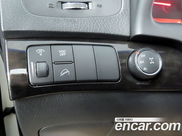 Kia Mohave 4WD JV300 Essence 2011 — фото 17