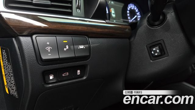 Kia K7 Hybrid Noblesse Special 2018 — фото 14