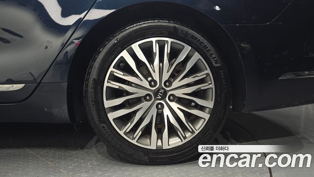 Kia K7 Hybrid Noblesse Special 2018 — фото 21