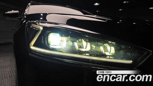 Kia K7 Hybrid Noblesse Special 2018 — фото 22