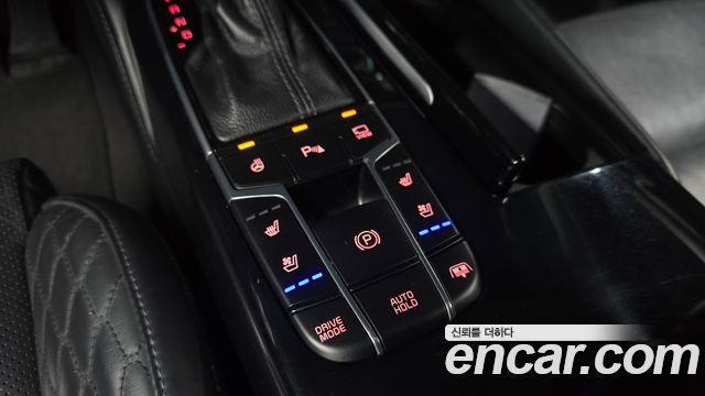 Kia K7 Hybrid Noblesse Special 2018 — фото 29