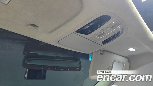 Kia K7 Hybrid Noblesse Special 2018 — фото 34