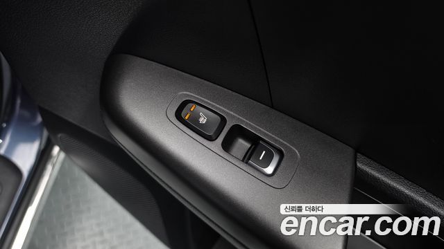 Kia Sportage The Bold Gasoline Prestige 2020 — фото 17
