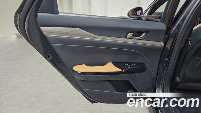 Kia K5 (III) 1.6 Turbo Noblesse 2022 — фото 25