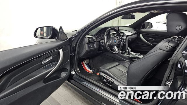 BMW 4 Series (F32) 428i M Sport Coupe 2015 — фото 10